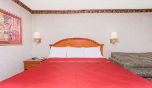 King Room - Disability Access/Non-Smoking