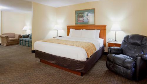 King Room with Spa Bath