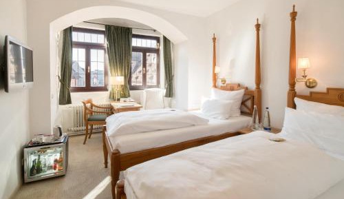 Superior Twin Room with City View