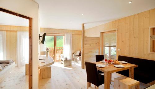 Suite with Mountain View