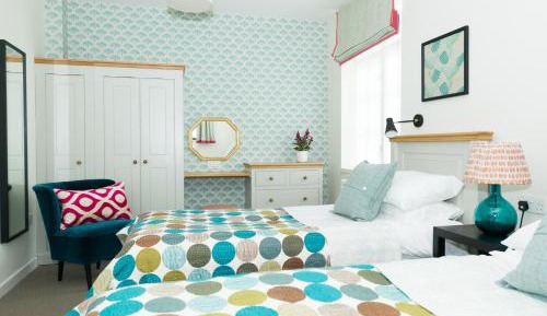 Wheelchair Accessible One-Bedroom Apartment (Twin-only)