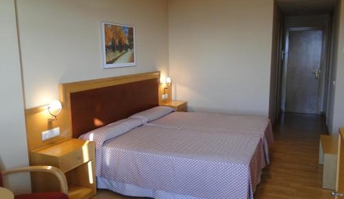 Twin Room with Mountain View