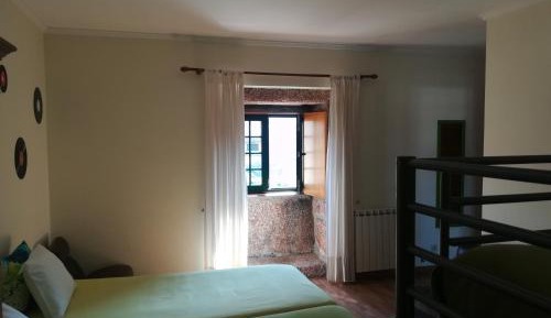 Quadruple Room with Private Bathroom