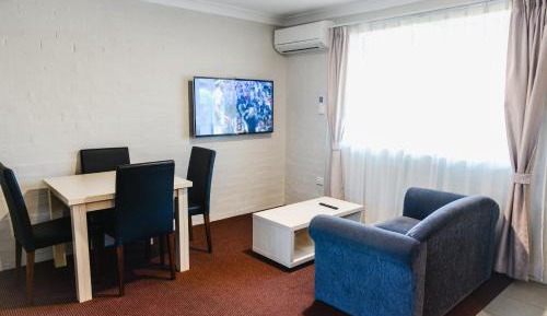 Family Suite or Twin Room