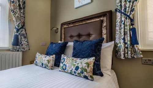 Classic Single Room