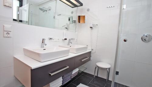 Apartment - Split Level