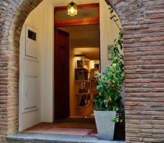 Studio with Private Garden