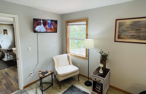 Cosby House | 3BD/2BA HOME /CLOSE TO DOLLYWOOD/ PET FRIENDLY