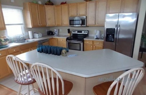 South End Condo | CONVENIENT TO EVERYTHING - 3521/23 HAVEN AVENUE