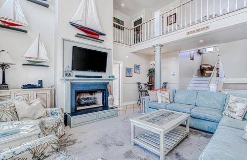 Morgantown House | Beachfront - Dogs OK - Pools and Tennis/Pickleball