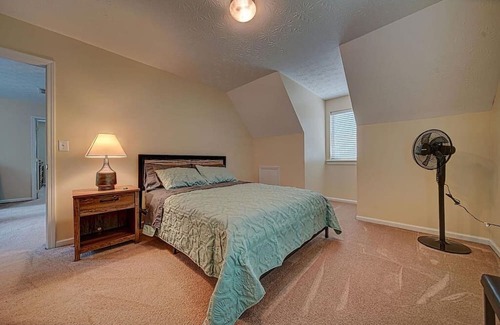 Hiawassee House | Rolling River Retreat!
