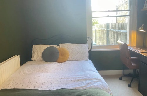 Thornton Apartment | Lovely 1BD Flat w/ Private Garden, Clapham Park
