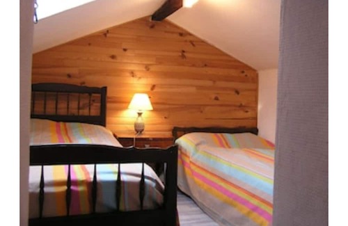 Champagne-et-Fontaine House | Rejuvenating stay, quiet, in a cottage with rustic charm