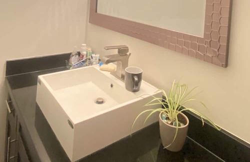 Fleetwood House | 2BR Modern Basement Suite in Surrey