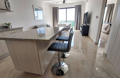 Ejidal Apartment | Spacious 3BR PH w/Private Pool & Lux Amenities