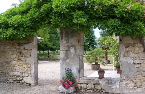 Queyrac House | Gite LE Moulin DE Varaillon