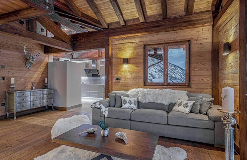 Les Belleville Ski Chalet | Chalet Severine - Six Bedroom Chalet, Sleeps 12