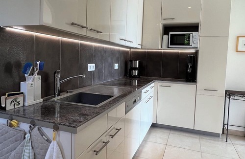 Cabris Villa | Renovated 2 bedroom villa with a pool in the hills with amazing views of the valley and the sea. - 2119