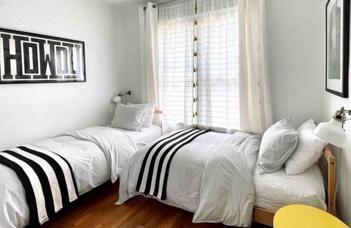 East Hill House | *FRESH New Reno*Near HOTspots & Downtown/Fire-pit+