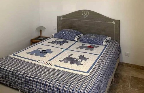 Villalier House | Homerez - Spacious house for 5 ppl. with jacuzzi and terrace at Villalier