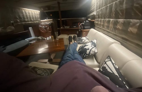 The Archipelago Boat Rental | Georgian Bay, Pointe au Baril, Hole in the Wall, YACHT, 2 Queen Suites, Sleeps 8