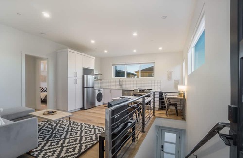 Old Town North House | Downtown Views Deluxe Guesthouse + Rooftop Spa!