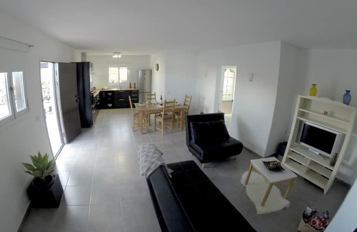 Tinajo House | Casa Candela quiet and good views