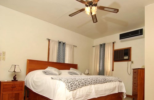 San Ignacio House | Beautiful Home with Mountain Views and Pool