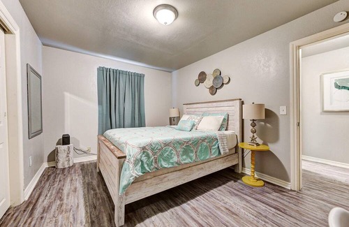 Central Oklahoma City House | Beachy3 – 3 units in 1 – near Uptown & Asian Dist.