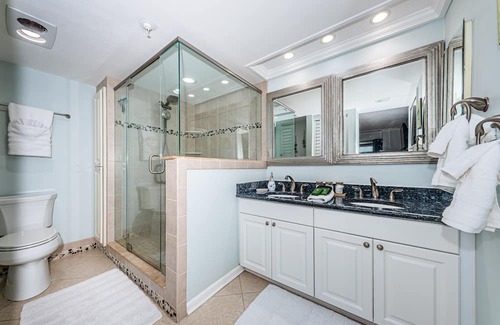 Indian Shores Condo | APRIL 13-27 SPECIAL BOOK NOW! 🌴BCHFRONT PENTHOUSE Million View🌴