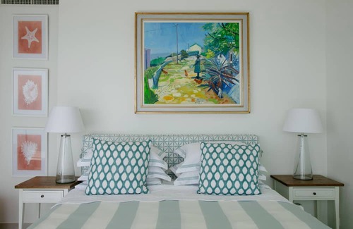 French Riviera House | Monaco Bay View villa with pool, sea views, secure parking for 3 cars, elevator.