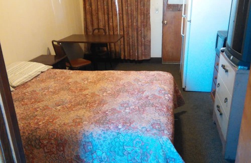 Coalville House | 1960's "Modern" era Motel. Historic Echo City, Utah