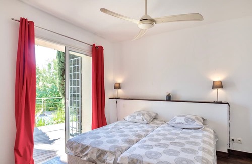 Sainte-Maxime City Centre Villa | CENTRAL VILLA with PANORAMIC SEA VIEWS -- SAINTE-MAXIME -- SLEEPS 14 !