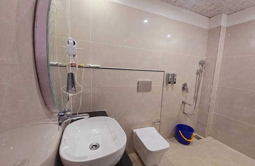Gonda Hotel | Dream House Club And Resort