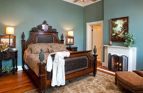 Warsaw Bed & Breakfast | Riverside Inn Bed and Breakfast