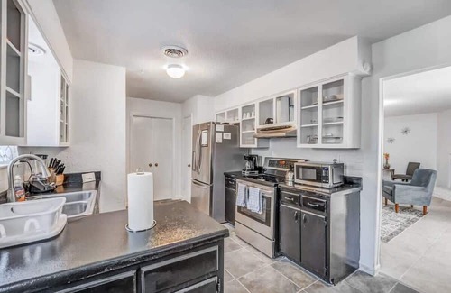 Hickory Hill House | Fox Hunt Hideaway