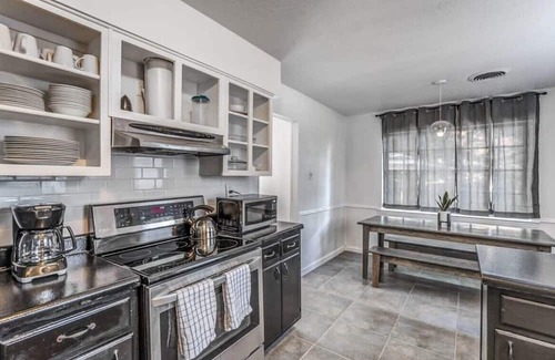 Hickory Hill House | Fox Hunt Hideaway