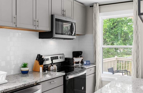 Birmingham House | Dugan Ave Dugout - Unit A