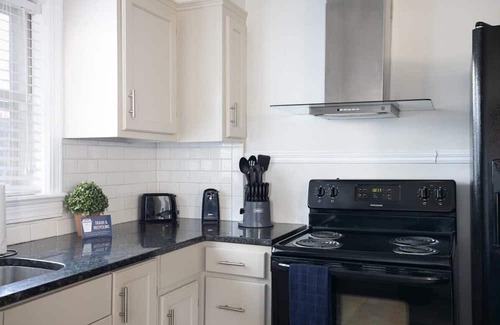 Redmont Park House | 21st Ave Bham Bungalow