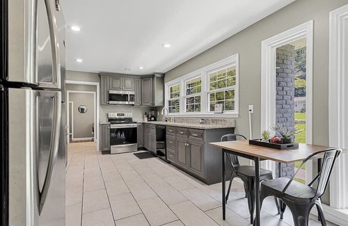 Huntsville House | Bethany C Lane Northwest
