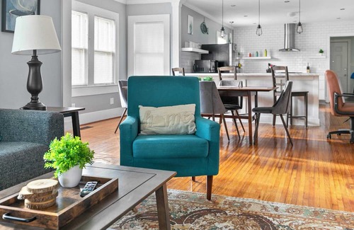 Birmingham House | 49th Terrace Haven