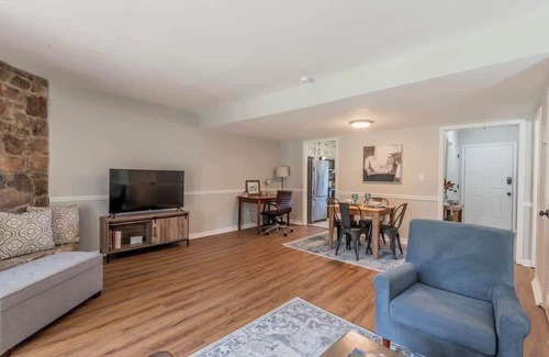 Huntsville House | Jade Rocket City Retreat