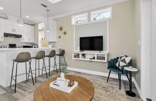 Owens Cross Roads House | Byrd 7 Nesting Nook