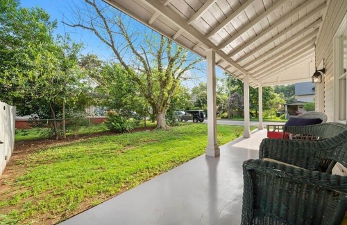 Huntsville House | Bradley Blissful