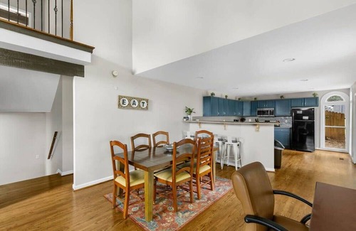 Crestline Heights House | Observatory Drive Terrace House