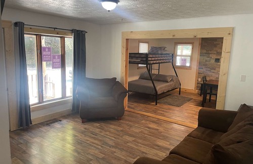 Gilbert House | Trail House In Gilbert Sleeps 12