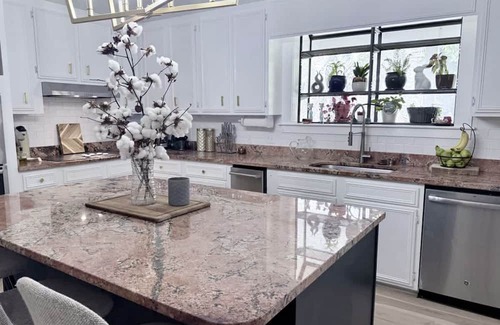 Fairhope House | Southern Charm House Min From Shopping Beaches