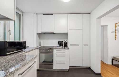 Kriens Apartment | Modern 2 Bdr-flat top Location