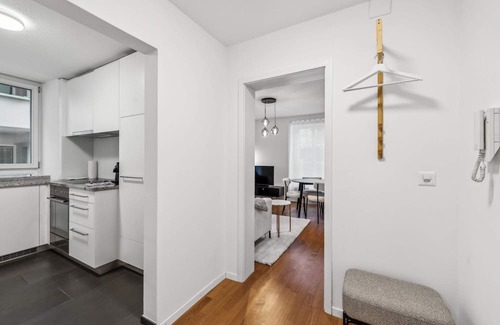 Kriens Apartment | Modern 2 Bdr-flat top Location