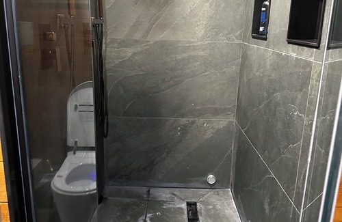 Beamsville Hotel | Beamsville Rustic Modern Suites